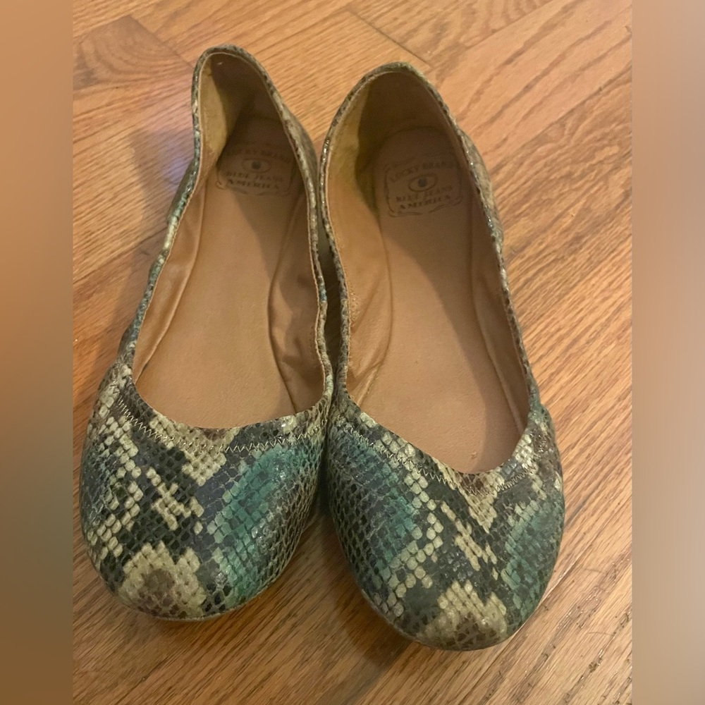 Lucky Brand leather snake flats